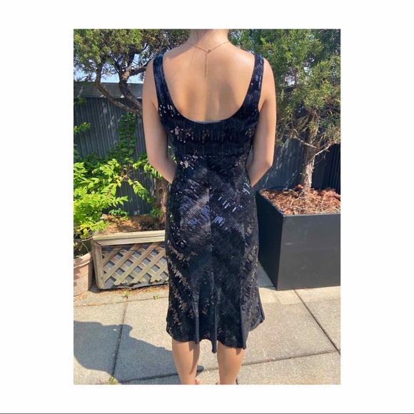 Diane Von Furstenberg Black Sequin Dress, Size 6 - Picture 2 of 4
